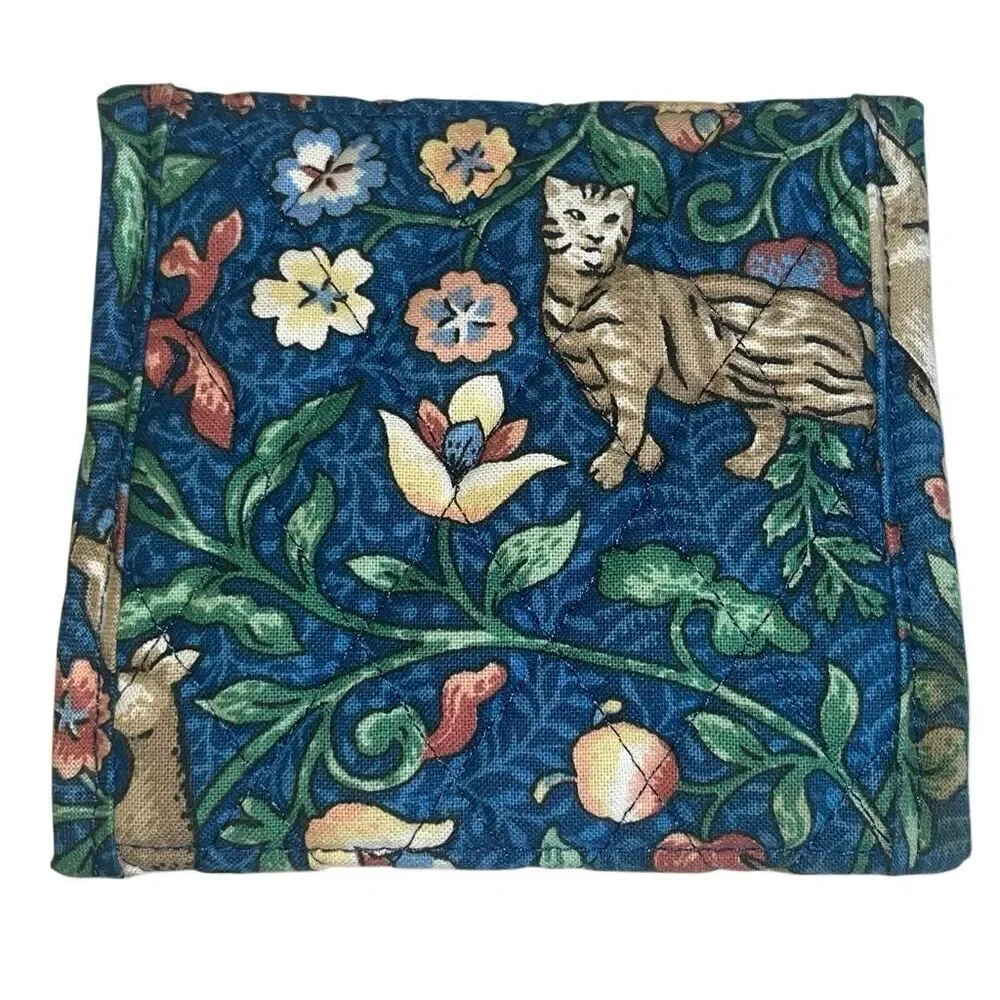 Vera Bradley RARE Animal Kingdom RETIRED Print Bi-Fold Wallet